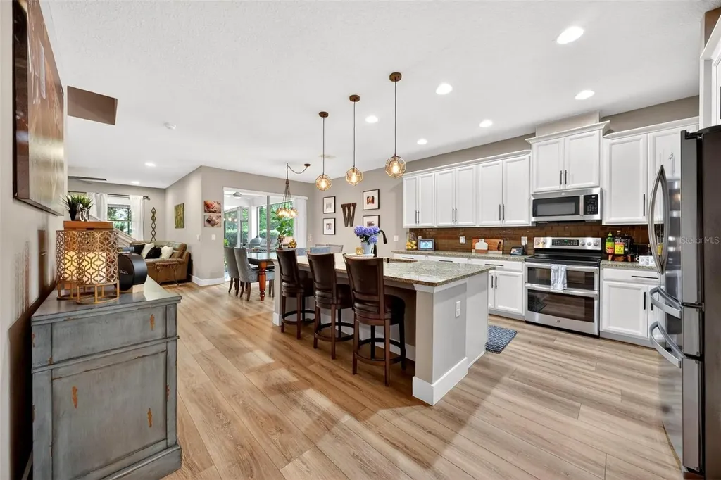 4025 Lake Bosse View Drive Orlando FL 32810