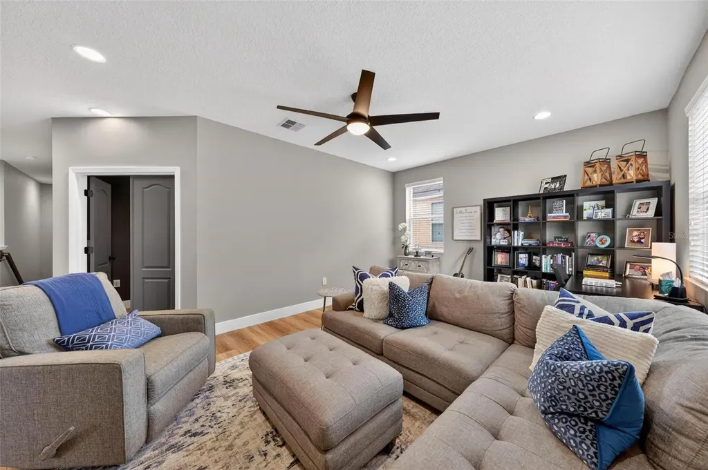 4025 Lake Bosse View Drive Orlando FL 32810