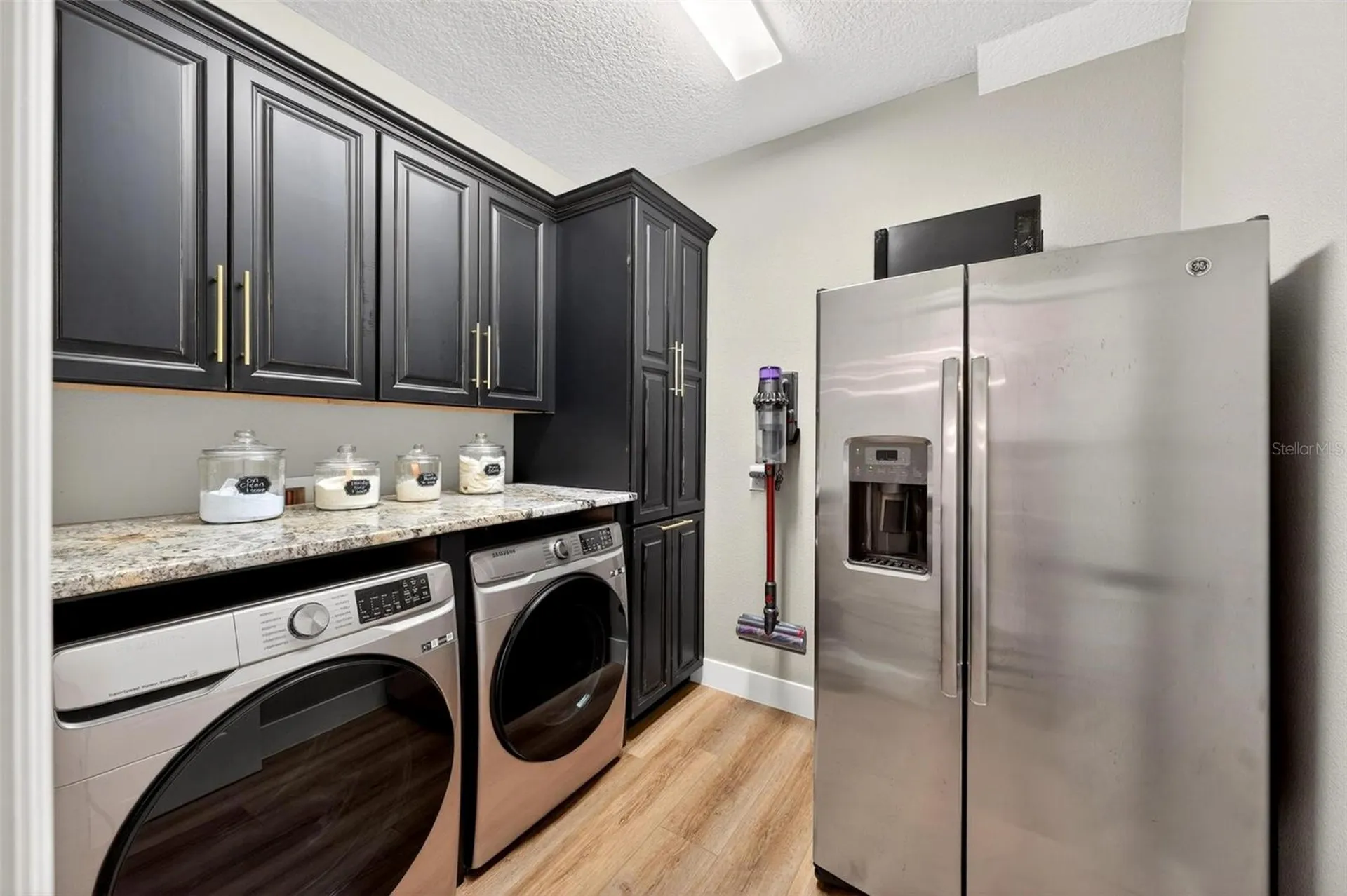 4025 Lake Bosse View Drive Orlando FL 32810