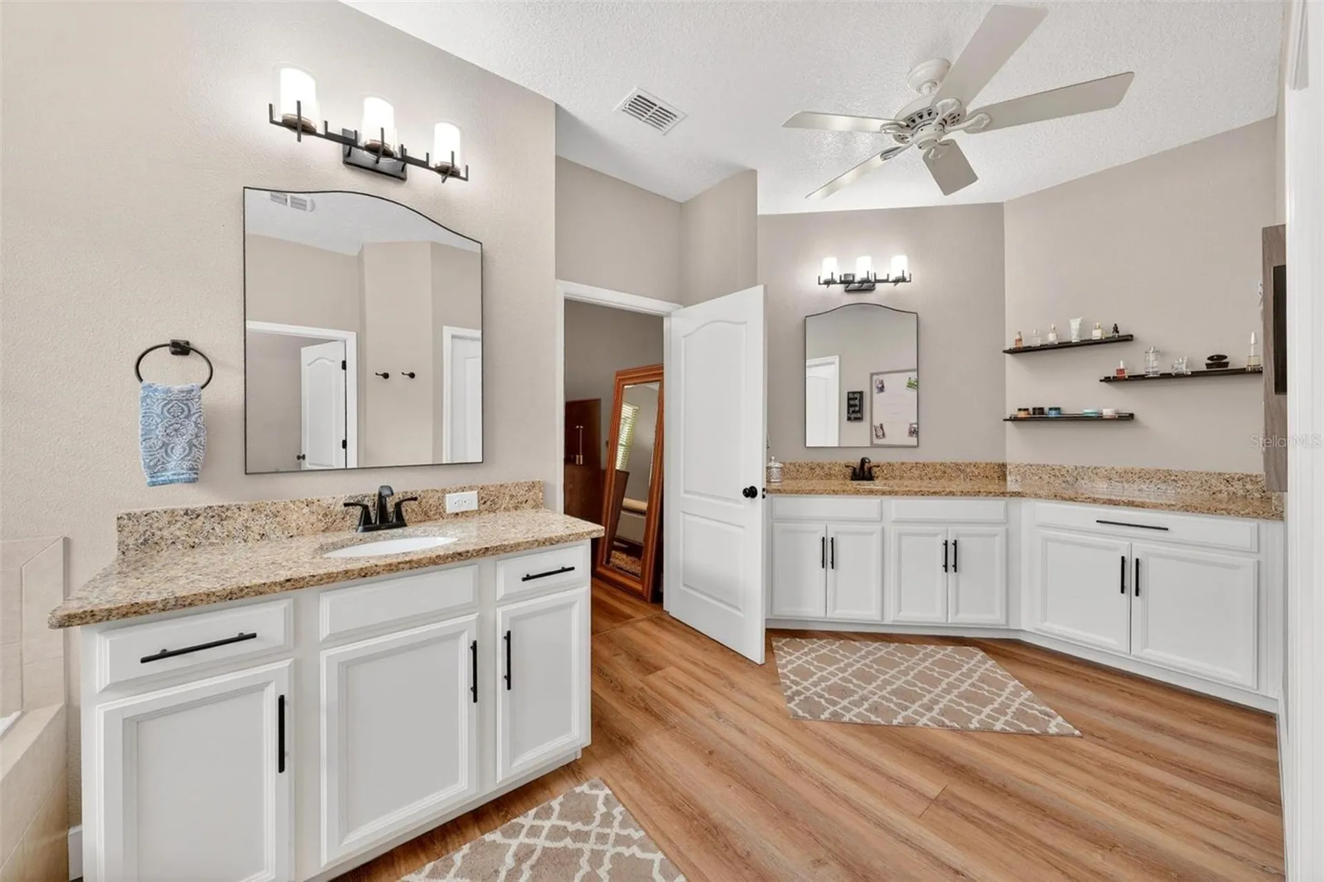 4025 Lake Bosse View Drive Orlando FL 32810