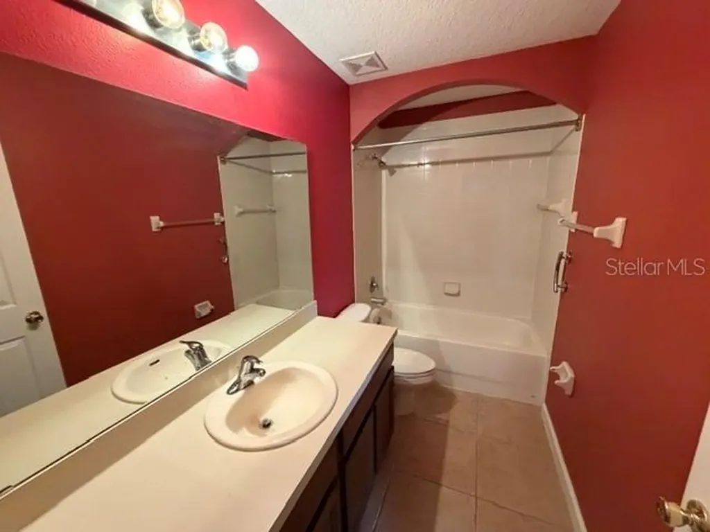 9118 Sabal Pine Way Orlando FL 32832