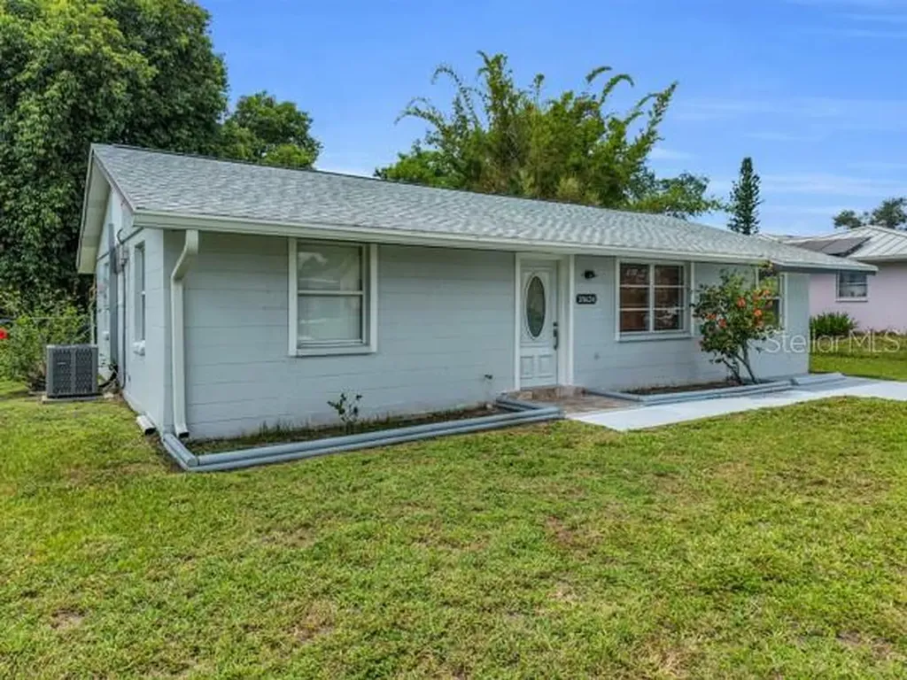 18634 Goodman Circle Port Charlotte FL 33948
