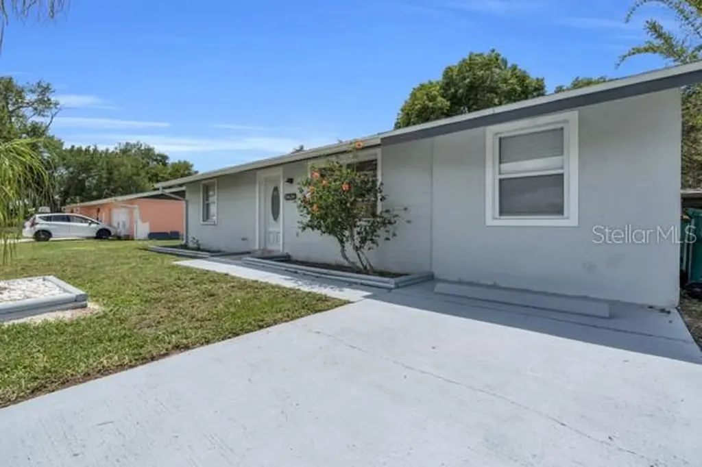 18634 Goodman Circle Port Charlotte FL 33948