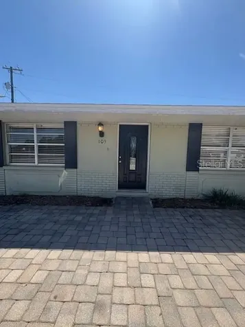 105 Sunshine Boulevard Polk City FL 33868
