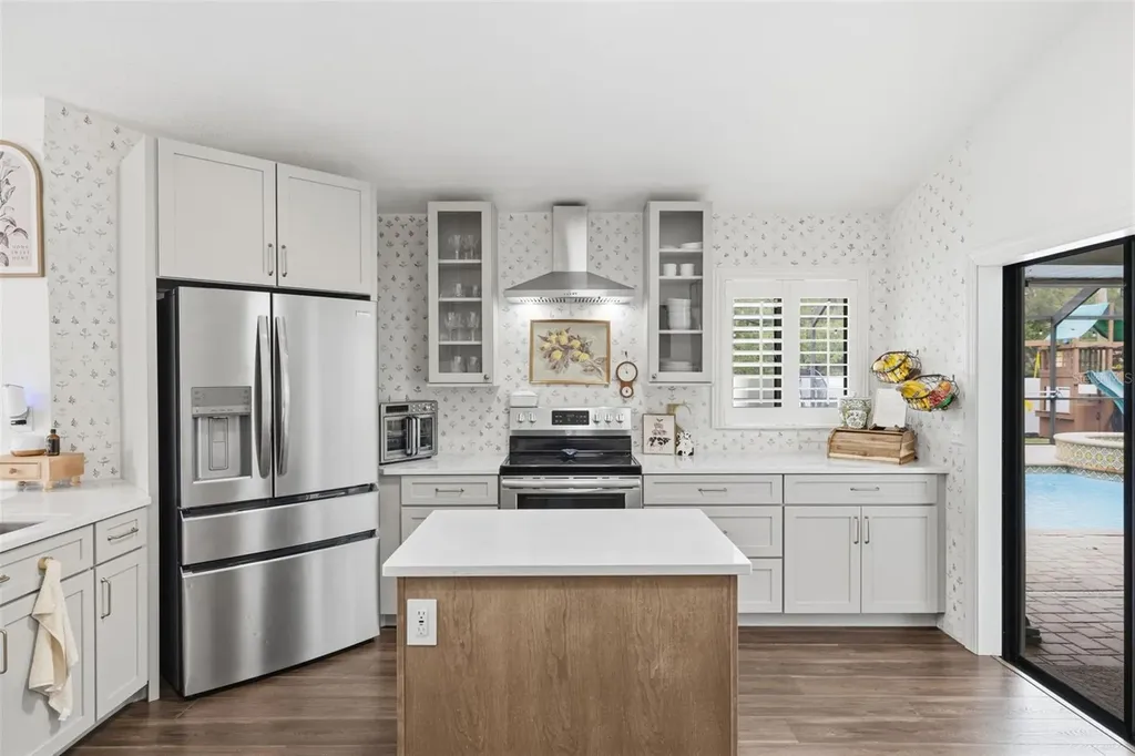 1521 Waterwood Drive Lutz FL 33559