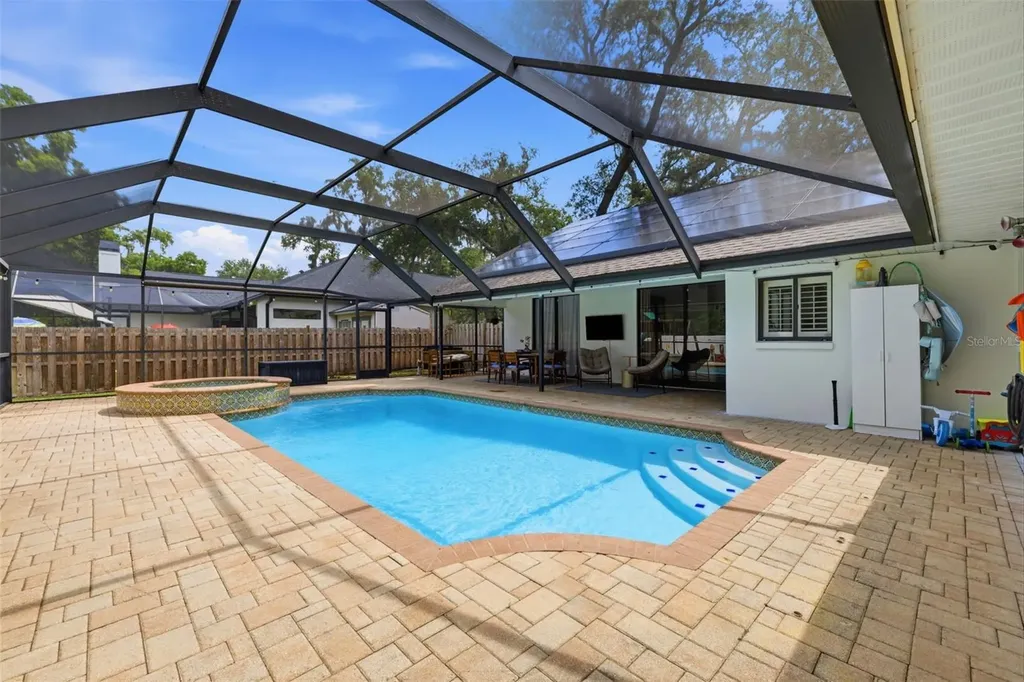 1521 Waterwood Drive Lutz FL 33559