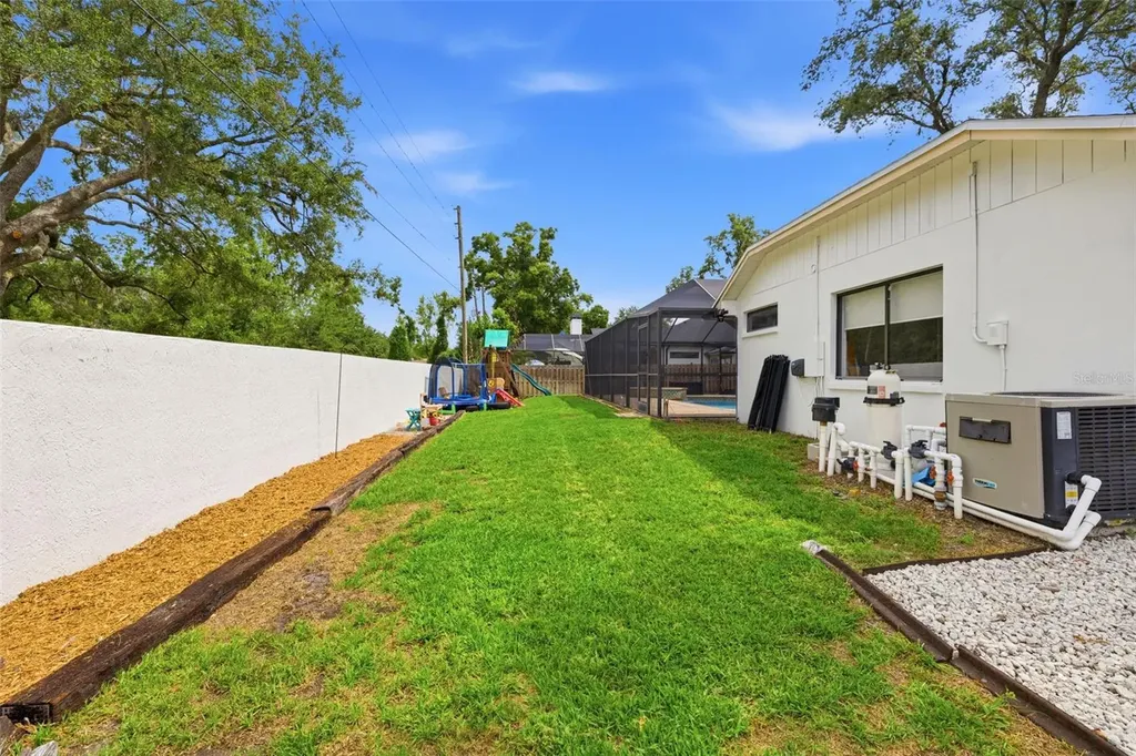 1521 Waterwood Drive Lutz FL 33559