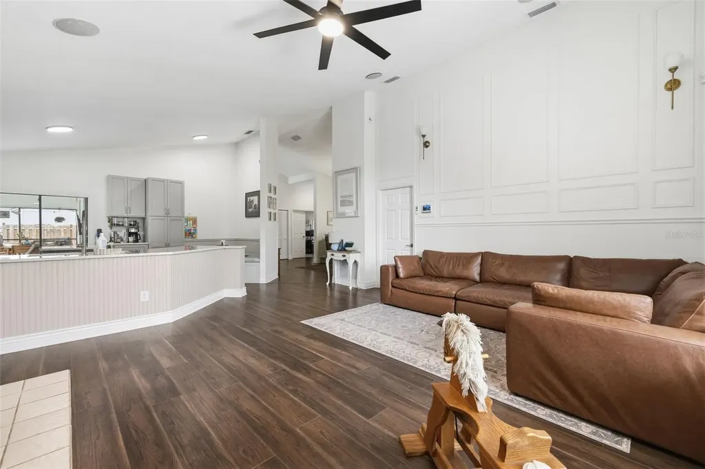 1521 Waterwood Drive Lutz FL 33559