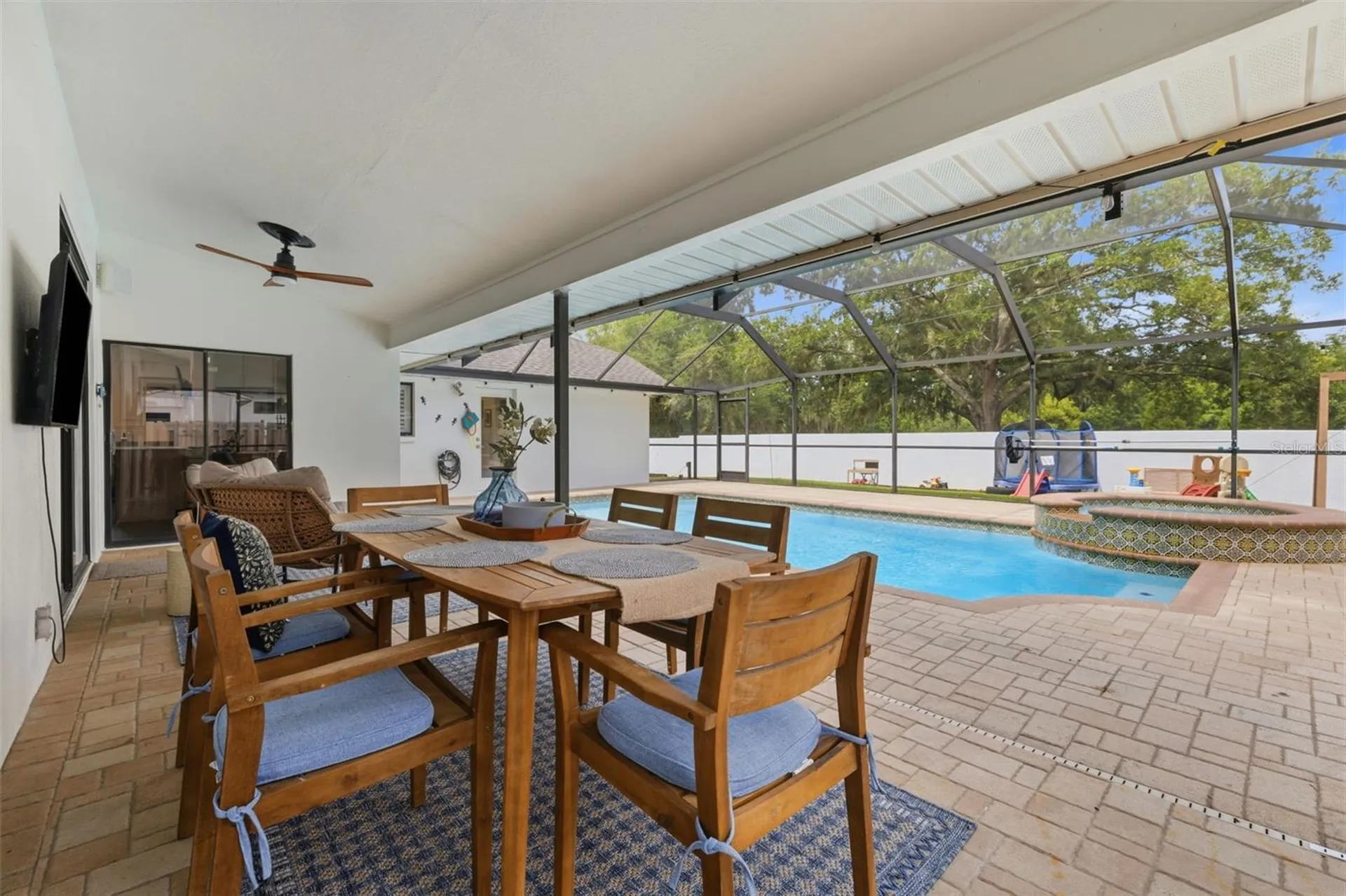 1521 Waterwood Drive Lutz FL 33559