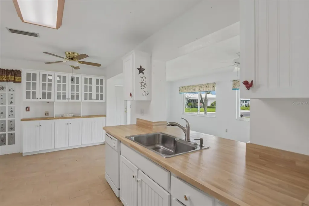 3549 98th Avenue N Pinellas Park FL 33782