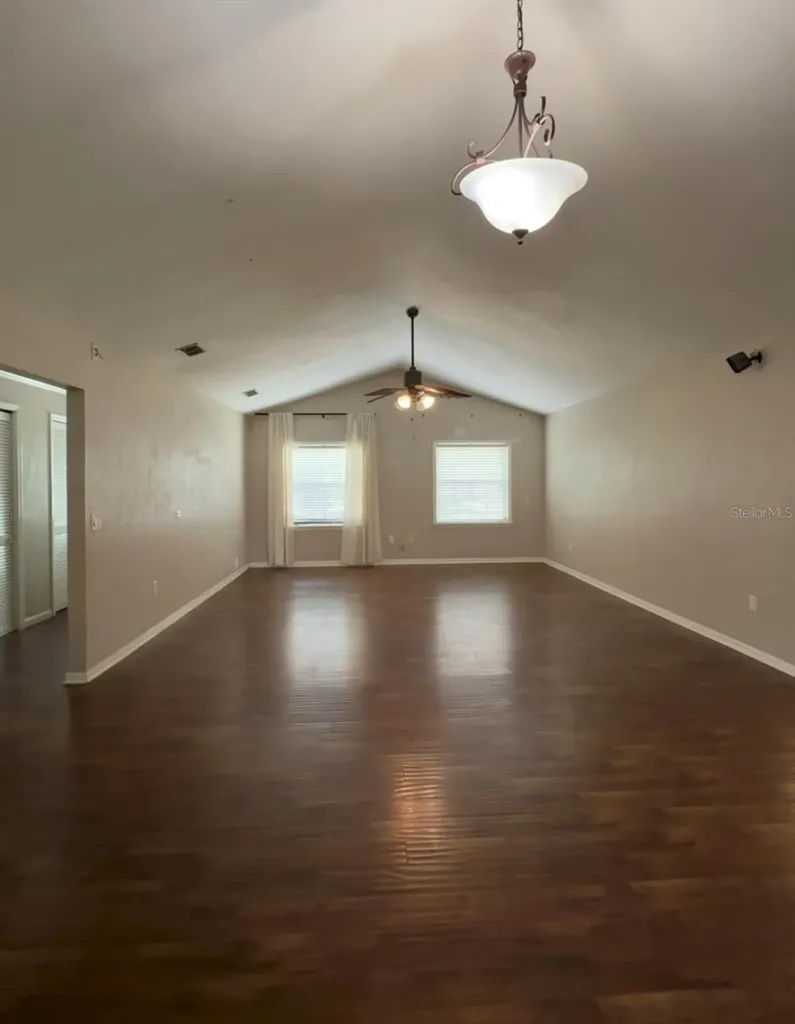 645 SE 21st Place Ocala FL 34471
