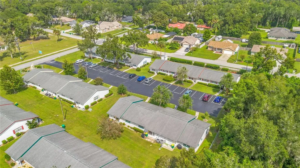 239 N Hill Avenue Deland FL 32724
