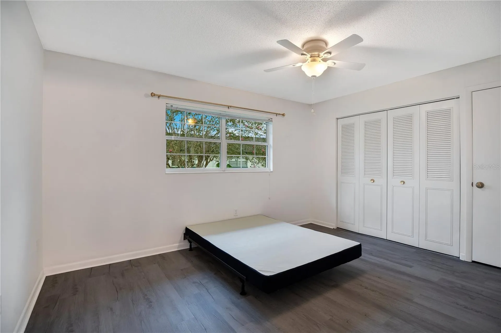 239 N Hill Avenue Deland FL 32724