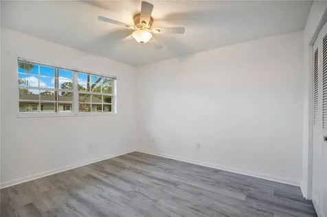 239 N Hill Avenue Deland FL 32724