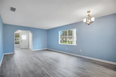 239 N Hill Avenue Deland FL 32724