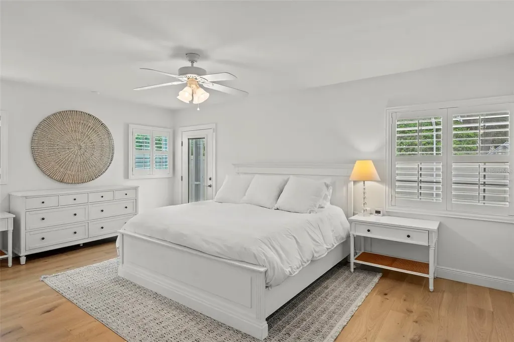 480 W Davis Boulevard Tampa FL 33606