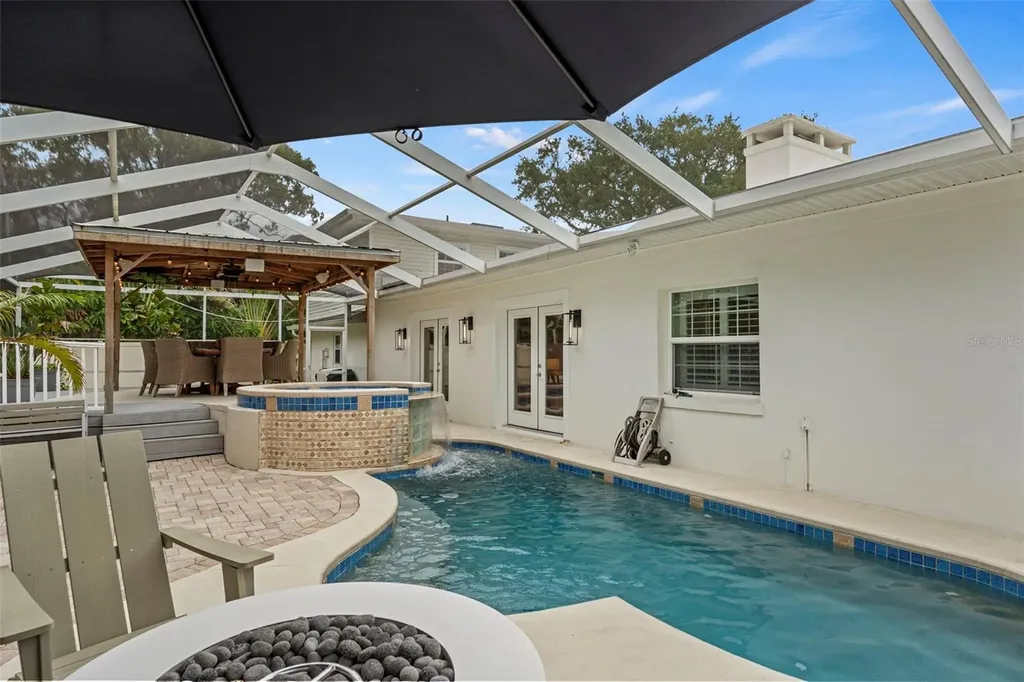480 W Davis Boulevard Tampa FL 33606