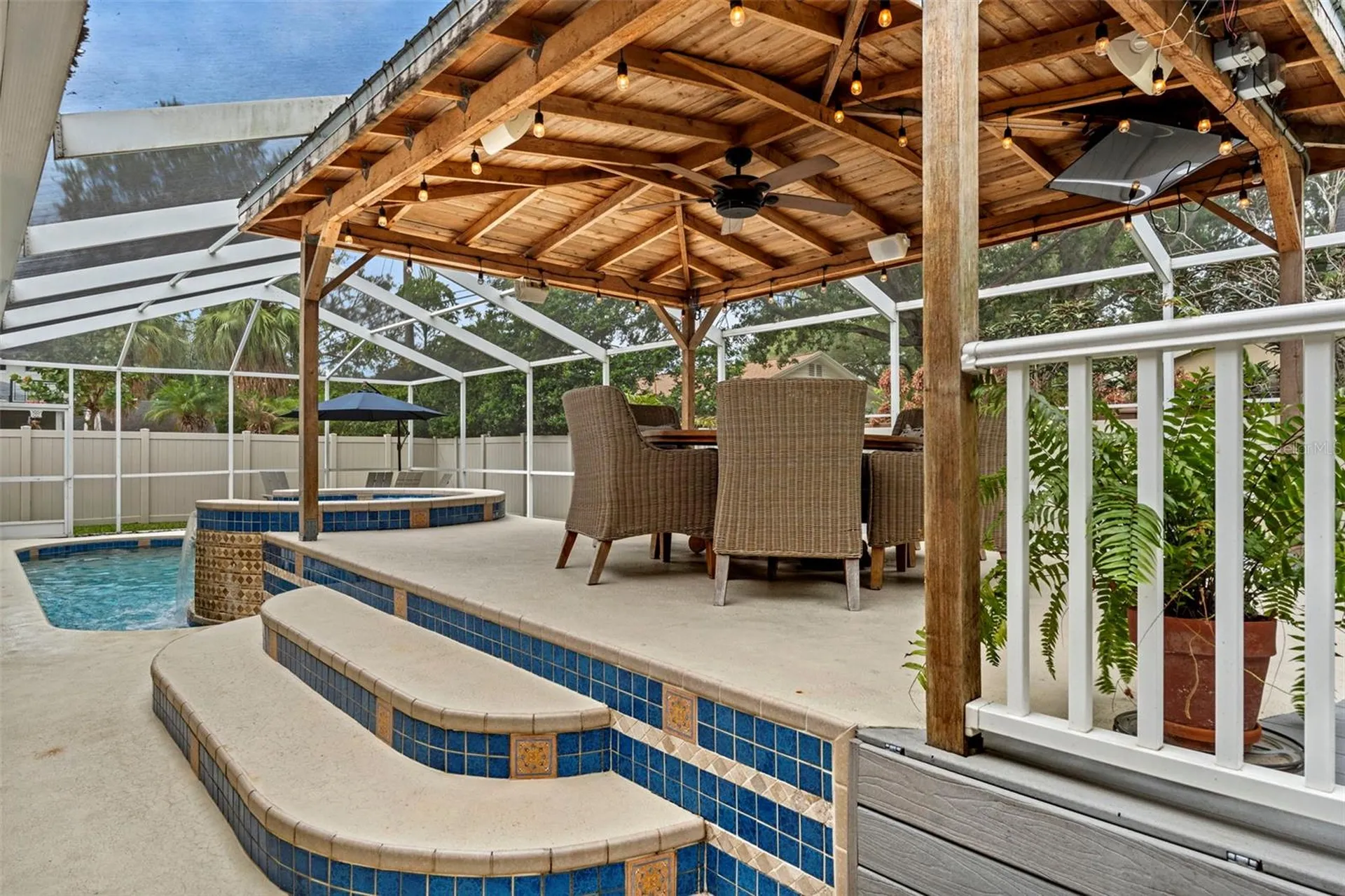 480 W Davis Boulevard Tampa FL 33606