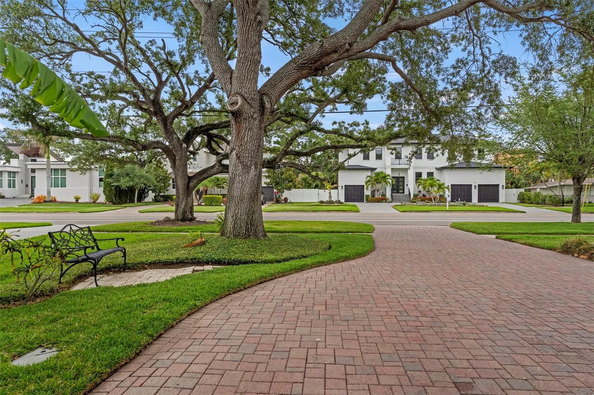 480 W Davis Boulevard Tampa FL 33606