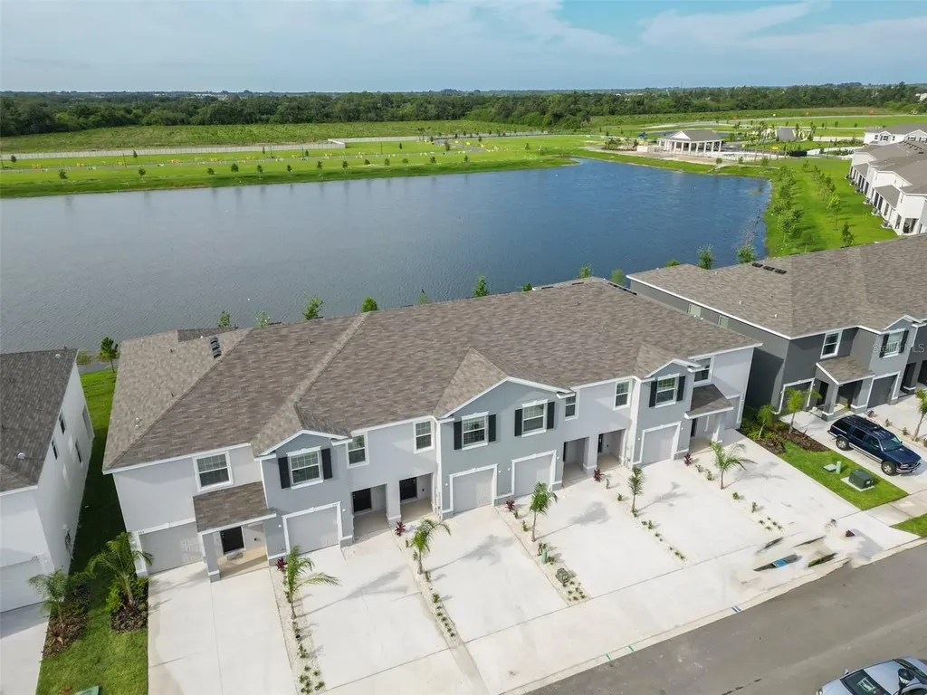 233 Mangrove Shade Circle Apollo Beach FL 33572