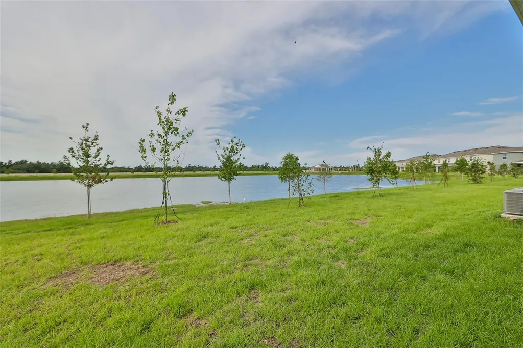 233 Mangrove Shade Circle Apollo Beach FL 33572