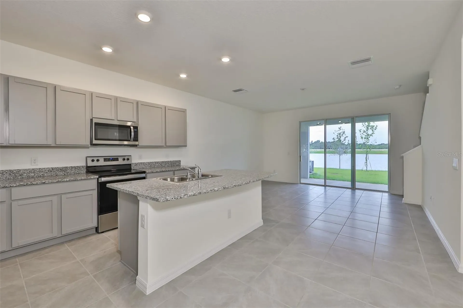 233 Mangrove Shade Circle Apollo Beach FL 33572
