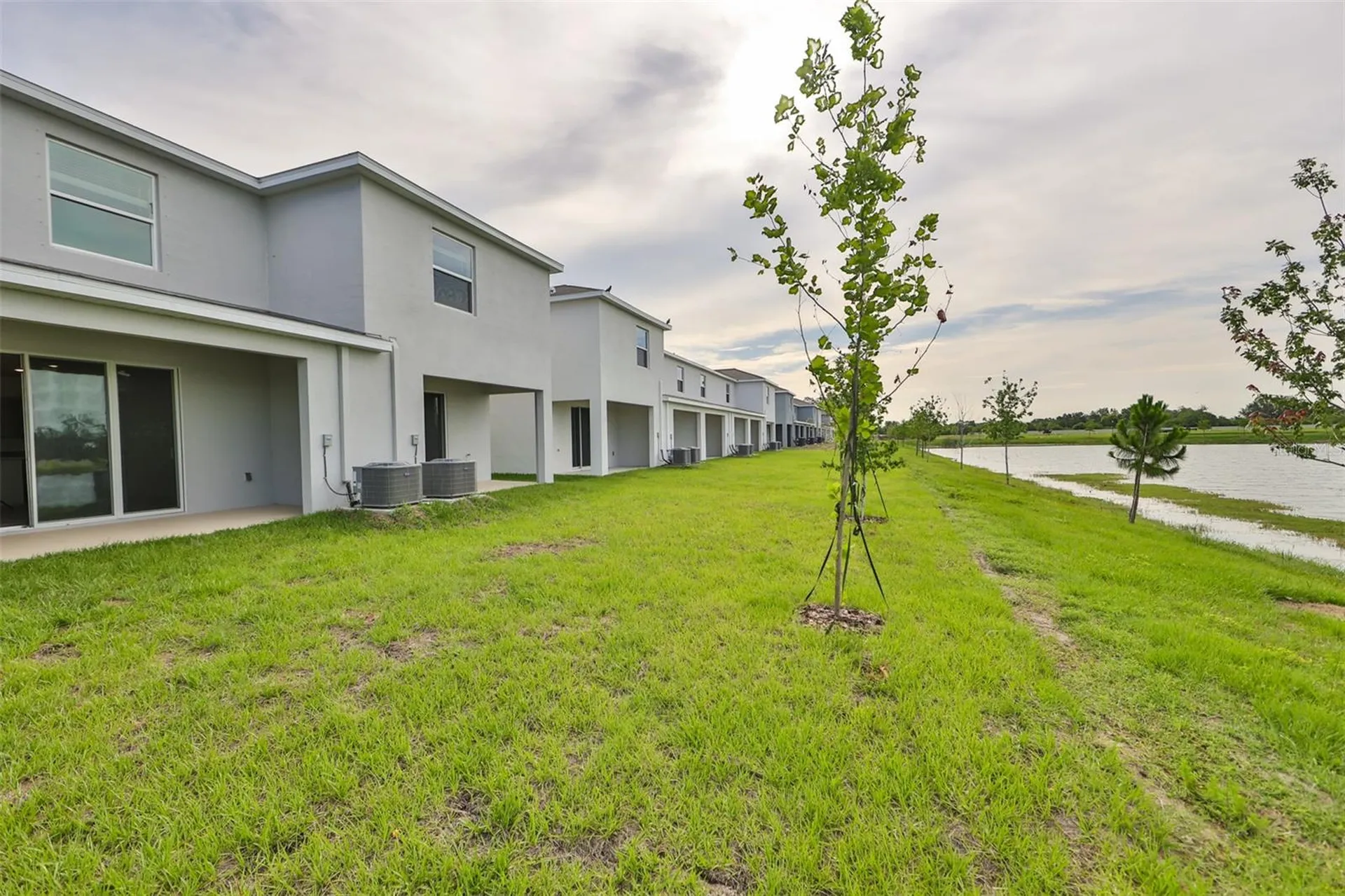 233 Mangrove Shade Circle Apollo Beach FL 33572