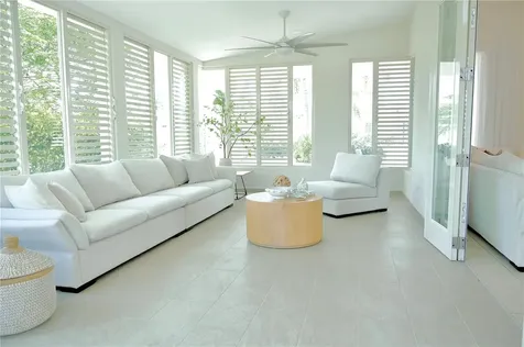 302 Camino De Los Cedros Dorado PR 00646