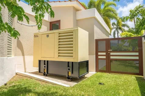 302 Camino De Los Cedros Dorado PR 00646