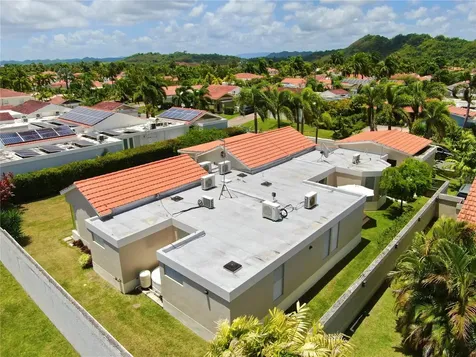 302 Camino De Los Cedros Dorado PR 00646