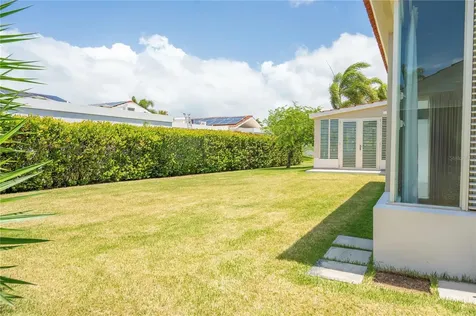 302 Camino De Los Cedros Dorado PR 00646