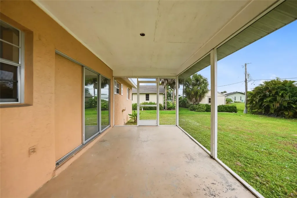 2620 Wisteria Place Punta Gorda FL 33950