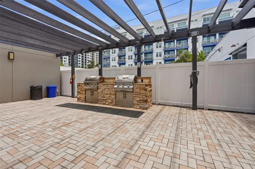 1010 Central Avenue St Petersburg FL 33705