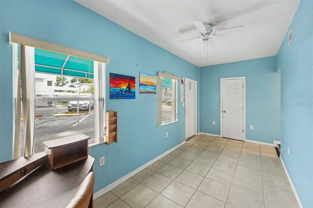 5855 18th Street N St Petersburg FL 33714