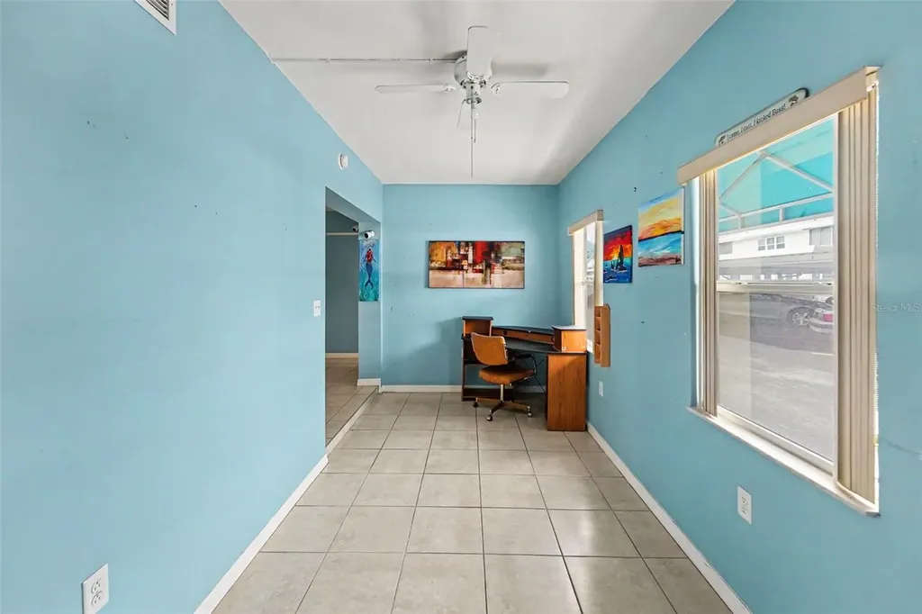 5855 18th Street N St Petersburg FL 33714