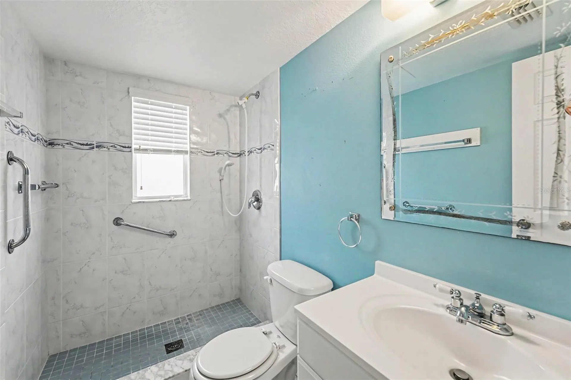 5855 18th Street N St Petersburg FL 33714