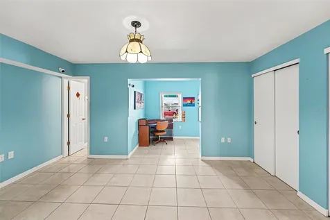 5855 18th Street N St Petersburg FL 33714