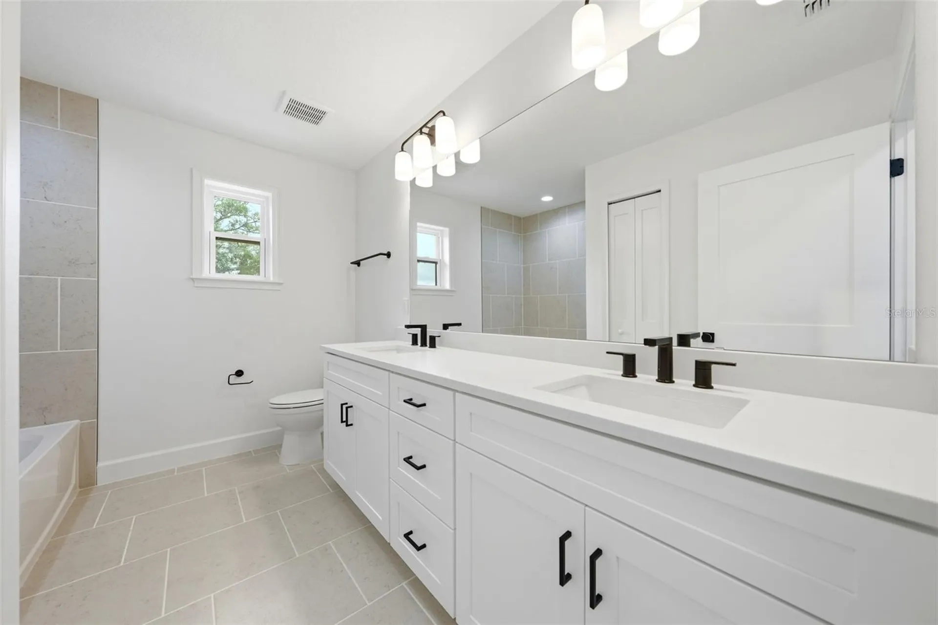 1020 Farmstead Street Eustis FL 32736