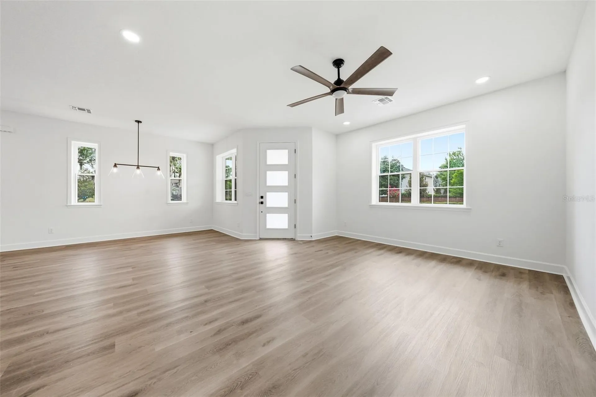 1020 Farmstead Street Eustis FL 32736