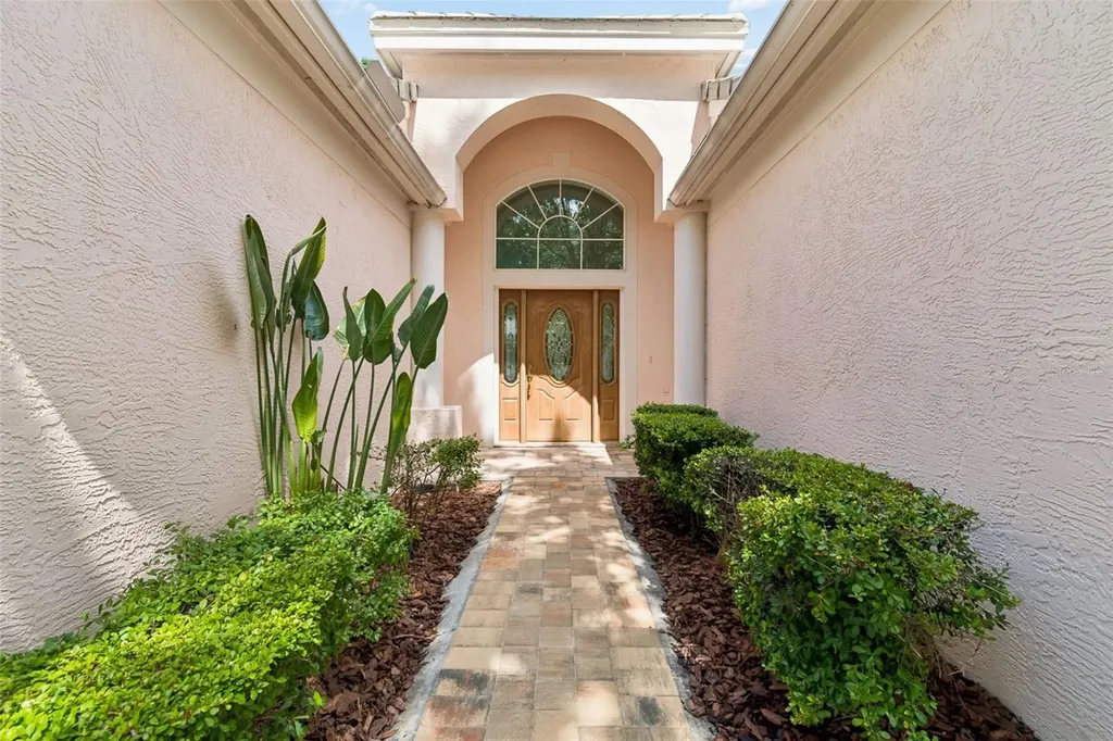 4910 Ebensburg Drive Tampa FL 33647