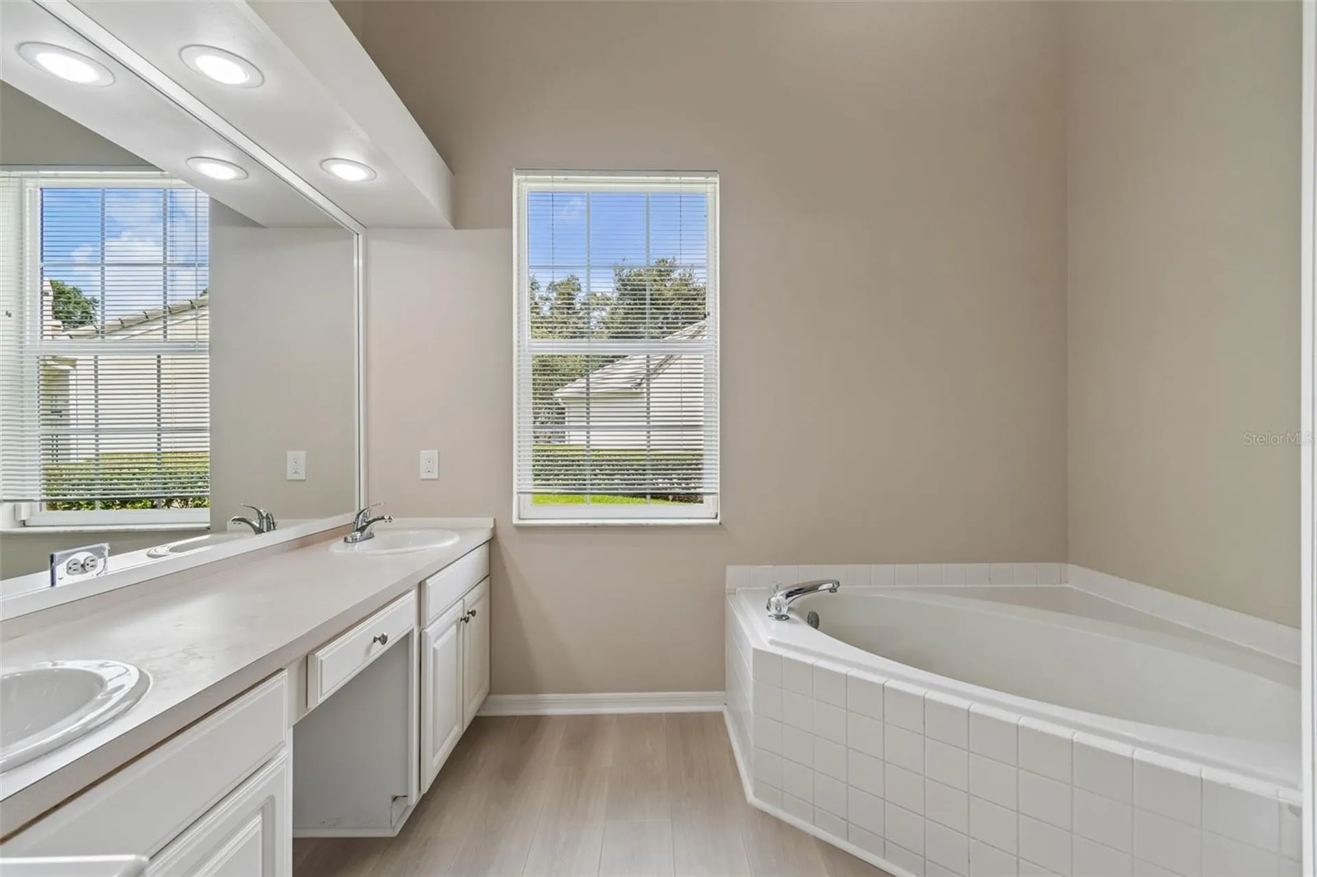 4910 Ebensburg Drive Tampa FL 33647