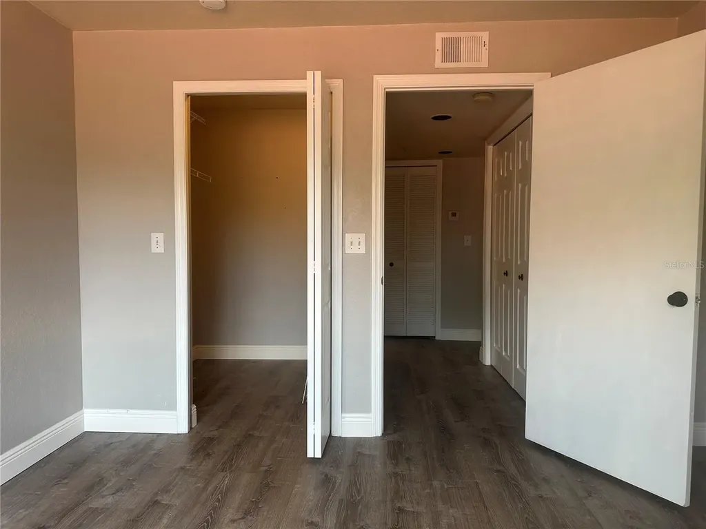 4209 Woodstorks Walk Way Lutz FL 33558
