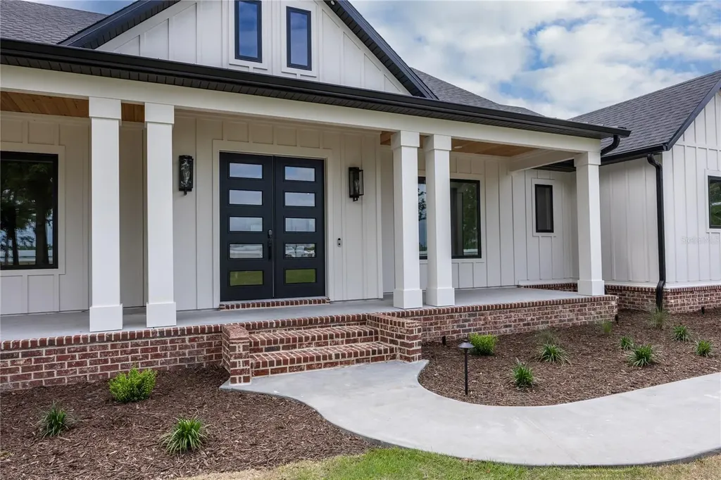 1224 NW 143rd Street Newberry FL 32669