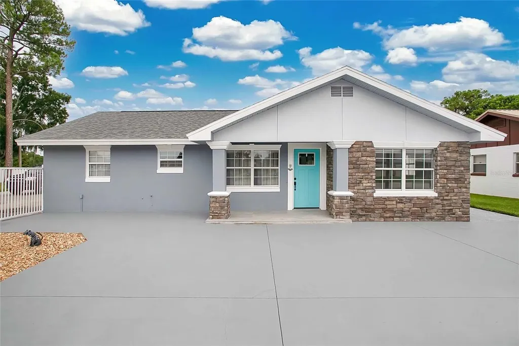 614 Sidney Circle Winter Haven FL 33880