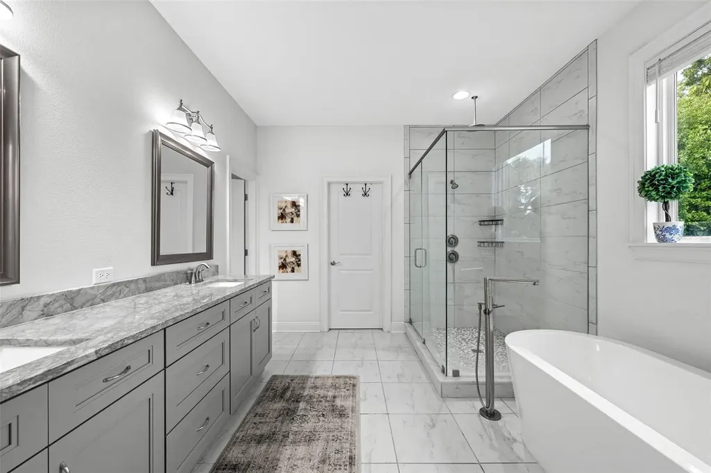 3300 W Wallcraft Avenue Tampa FL 33611