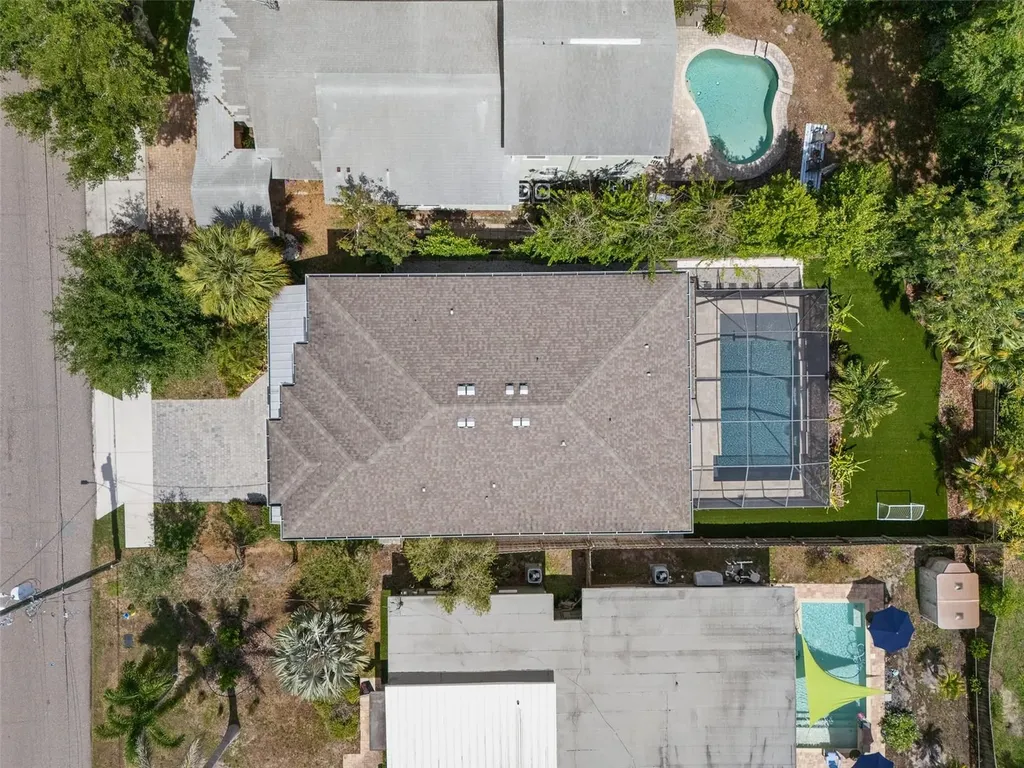 3300 W Wallcraft Avenue Tampa FL 33611