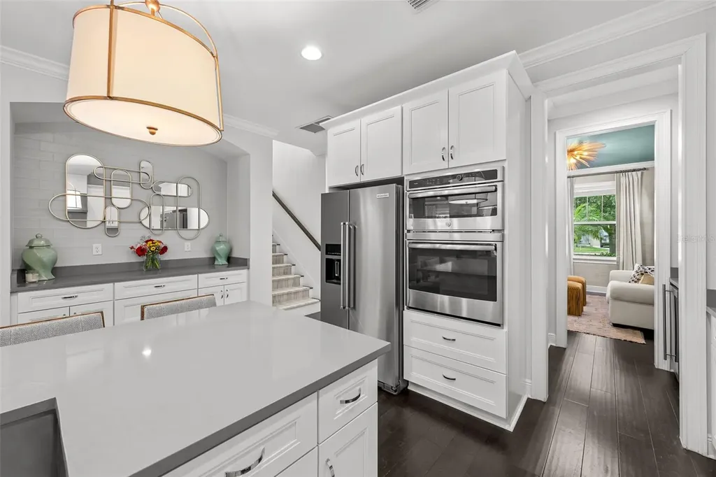 3300 W Wallcraft Avenue Tampa FL 33611