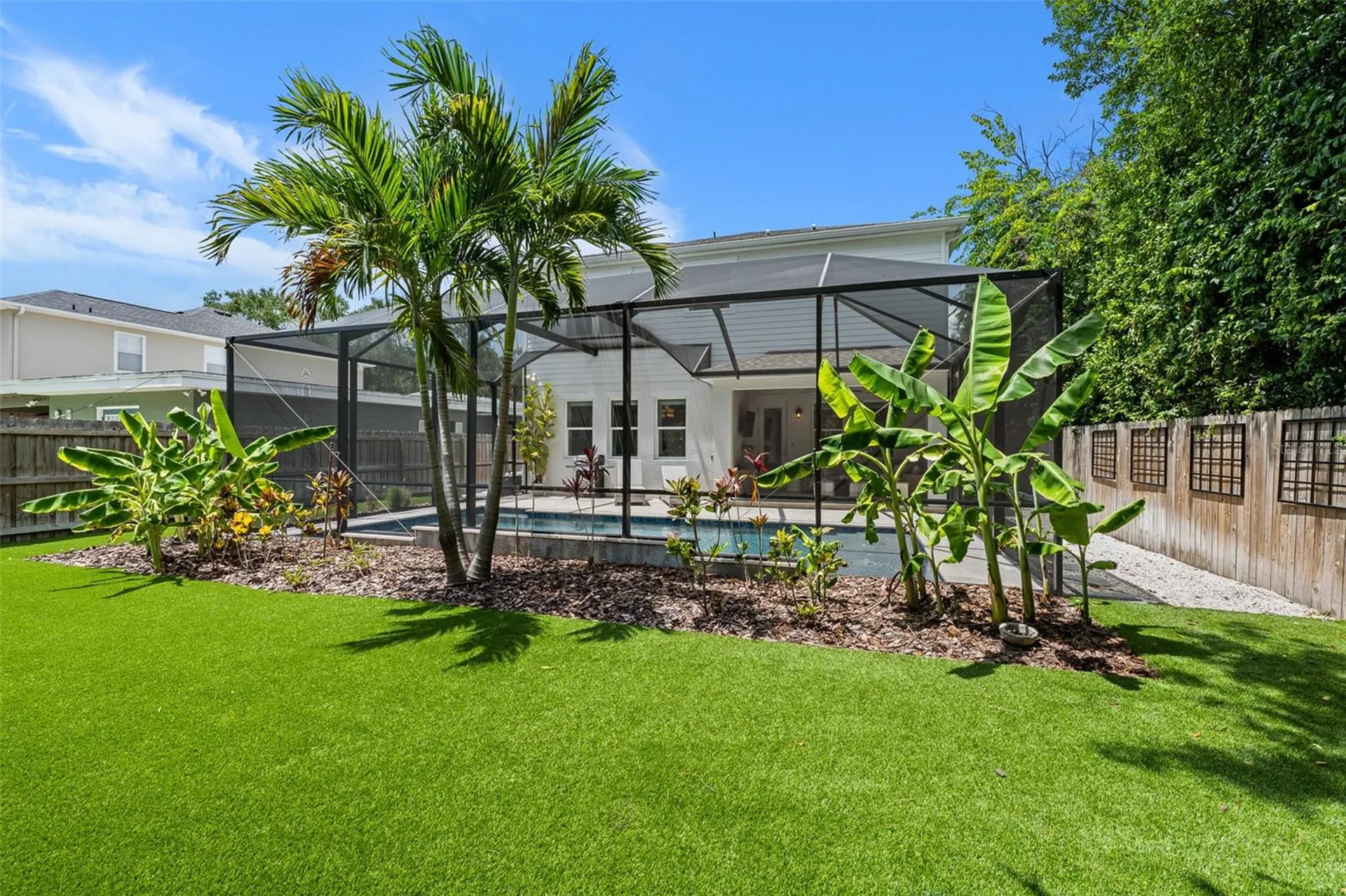 3300 W Wallcraft Avenue Tampa FL 33611
