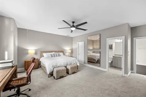 3300 W Wallcraft Avenue Tampa FL 33611