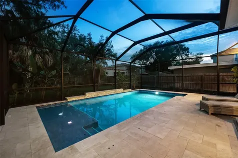 3300 W Wallcraft Avenue Tampa FL 33611